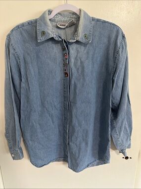 Capacity Petites Light Blue Denim Button-Down Shirt with Winter Embroidery M